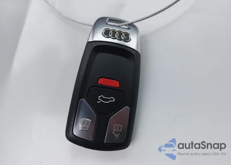 2018 Audi A4 2.0T Premium/2.0T Tech Premium z USA, uszkodzony, nr VIN WAUPNAF48JA207163